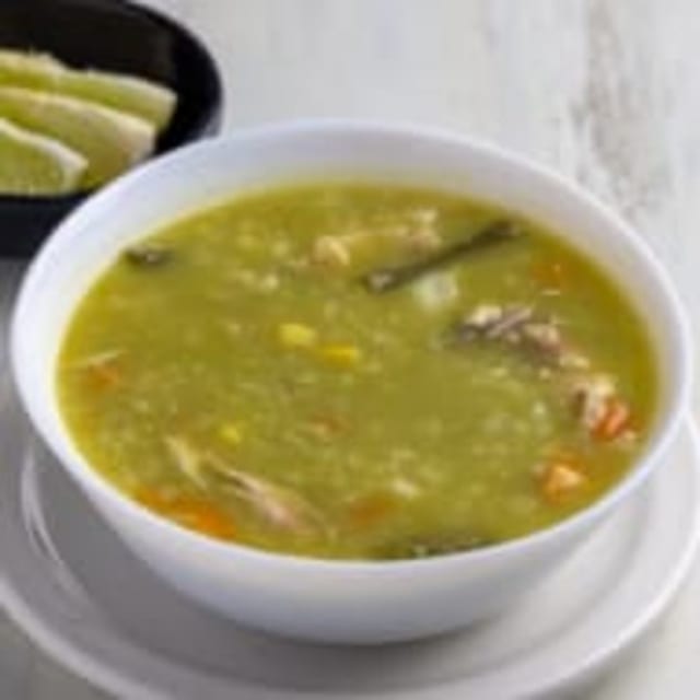 Aguadito De Pollo.